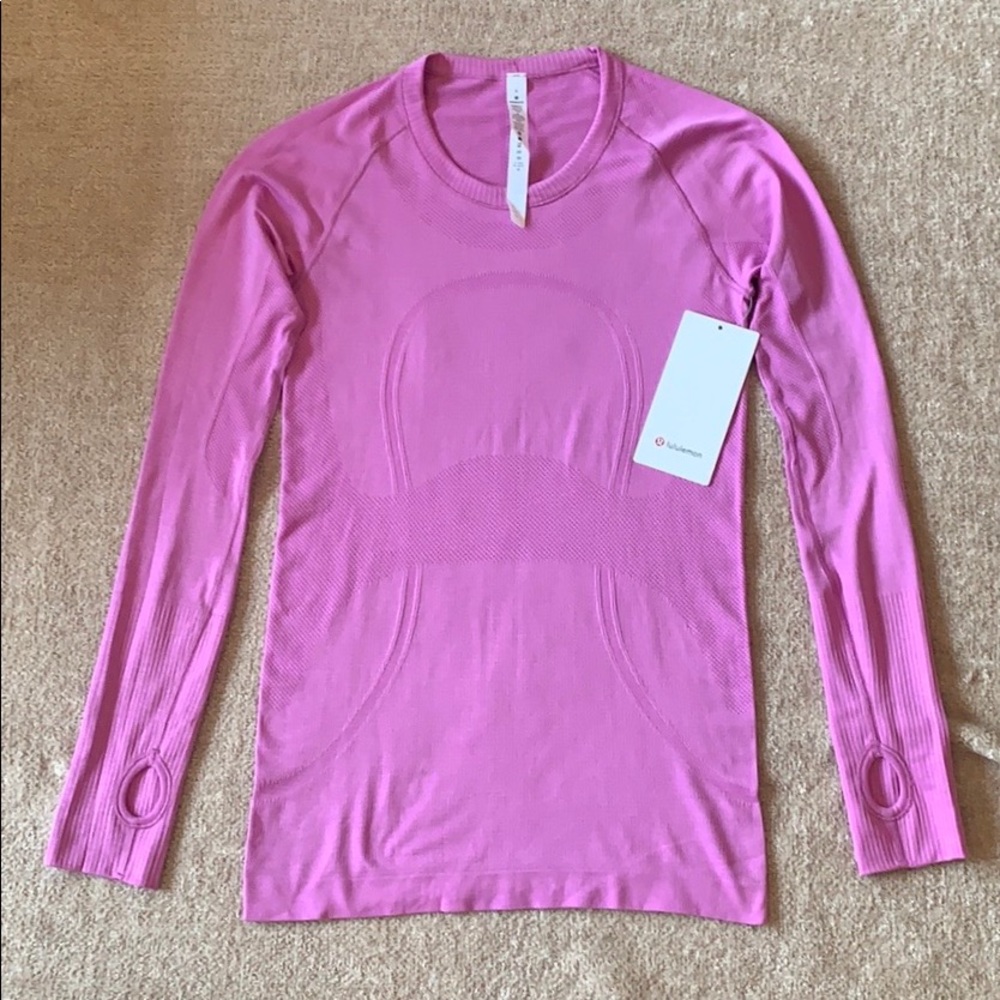 lulu lemon long sleeve shirt.